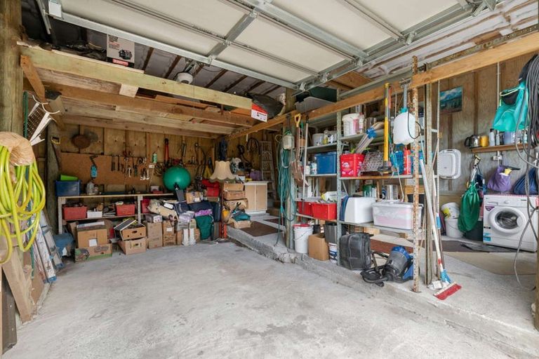 Photo of property in 20 Puriri Place, Tuateawa, Coromandel, 3583