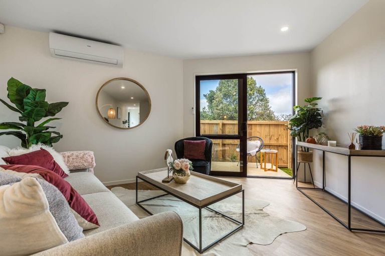 Photo of property in 1a Bellville Drive, Clendon Park, Auckland, 2103