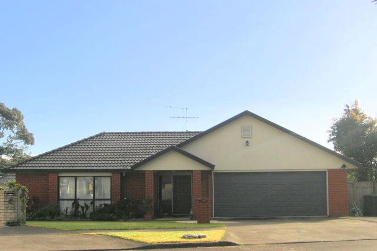 Photo of property in 123 Burswood Drive, Burswood, Auckland, 2013