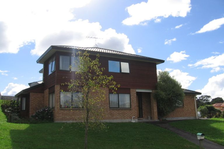 Photo of property in 1 Ryden Place, Glen Eden, Auckland, 0602