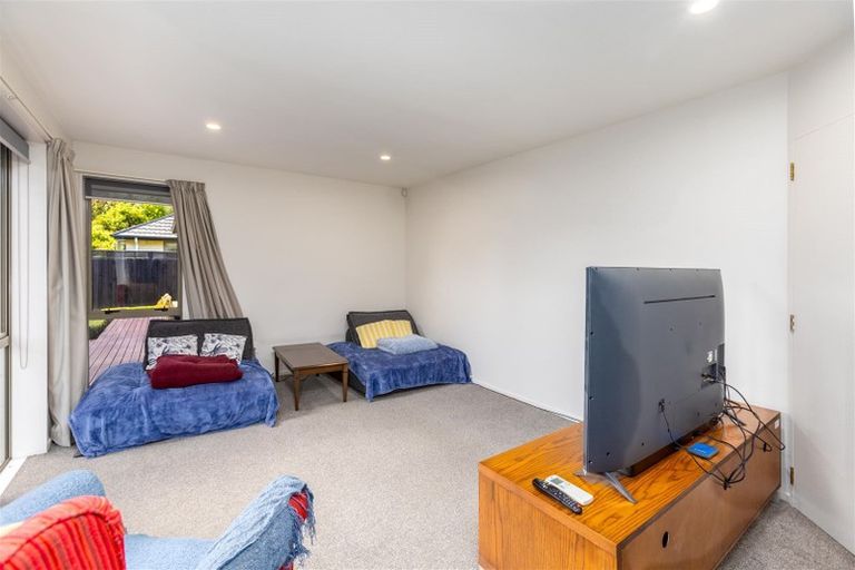 Photo of property in 1/69 Bowenvale Avenue, Cashmere, Christchurch, 8022