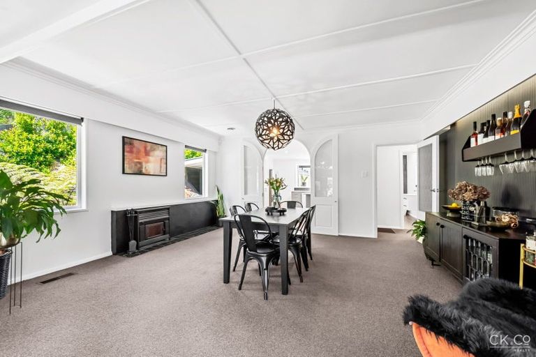 Photo of property in 74 Elmslie Road, Pinehaven, Upper Hutt, 5019