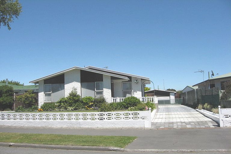 Photo of property in 47 Cottonwood Street, Parklands, Christchurch, 8083