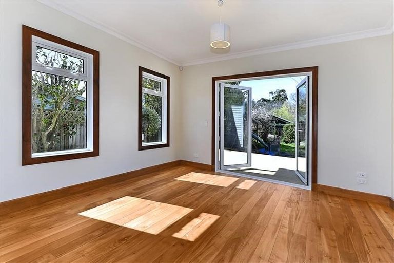 Photo of property in 62 Stapletons Road, Richmond, Christchurch, 8013