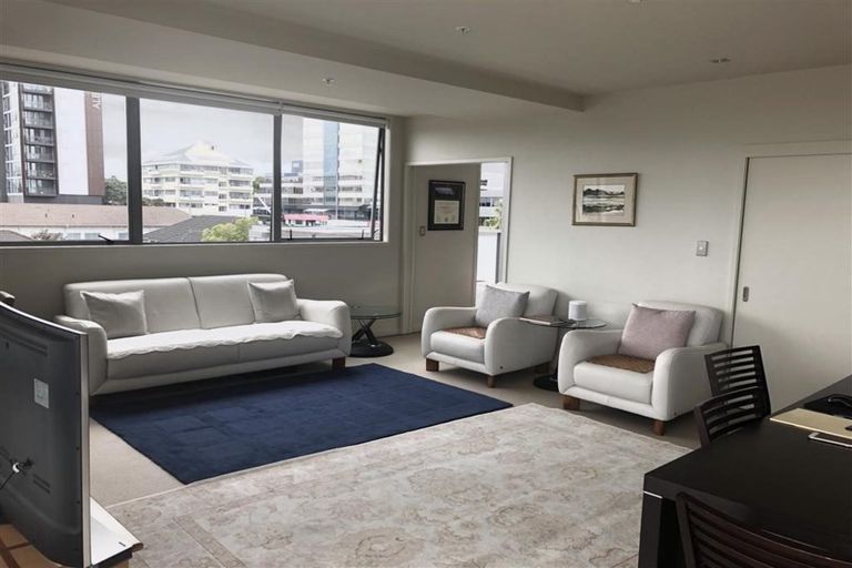 Photo of property in Maison Apartments, 309/16 Huron Street, Takapuna, Auckland, 0622