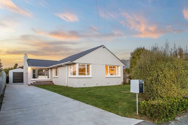 Photo of property in 21 Halliwell Avenue, Papanui, Christchurch, 8052