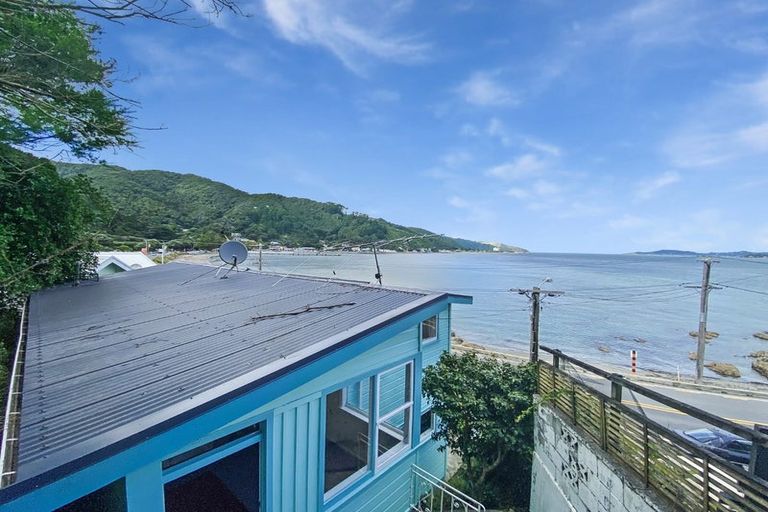 Photo of property in 609 Marine Drive, Days Bay, Lower Hutt, 5013