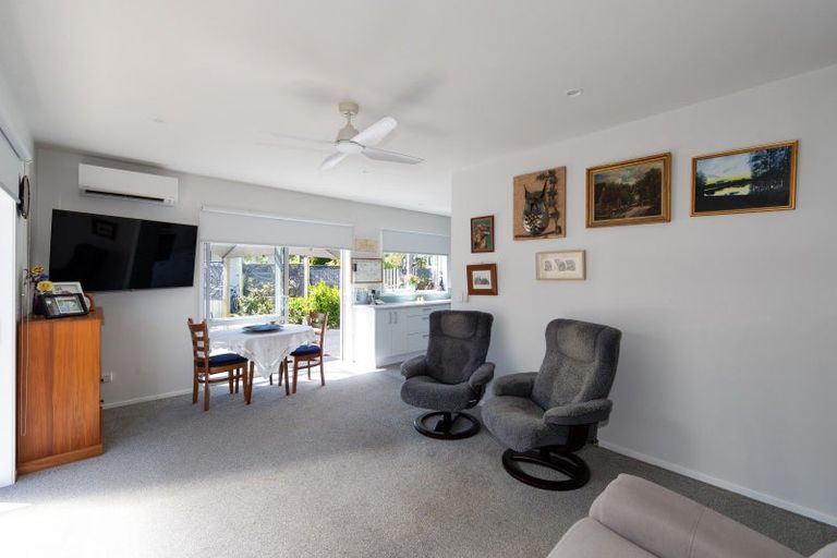 Photo of property in 24 Mill Road, Clive, 4102