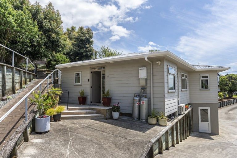 Photo of property in 4a Clerke Place, Marfell, New Plymouth, 4310