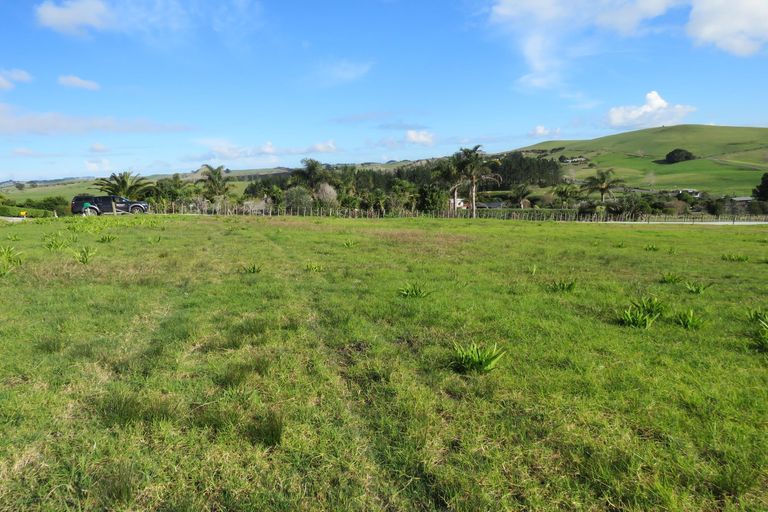 Photo of property in 18 Taipa View Road, Taipa, 0483