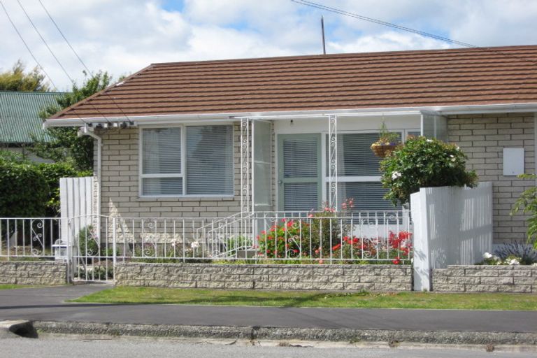 Photo of property in 2/6 Macaulay Street, Addington, Christchurch, 8024