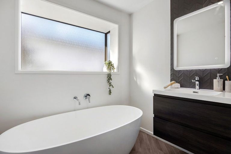 Photo of property in 8 Smartlea Street, Hoon Hay, Christchurch, 8025