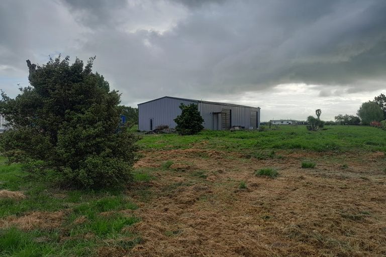 Photo of property in 24 Hauraki Road, Hauraki, Auckland, 0622