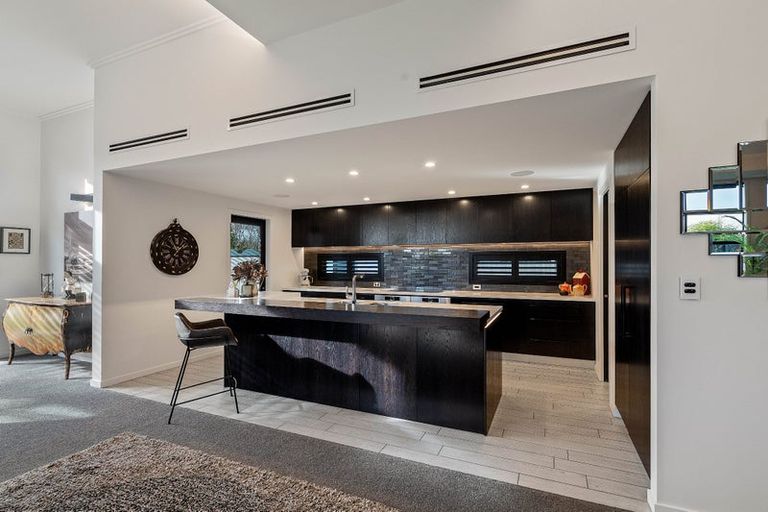 Photo of property in 1 Ashford Avenue, Prebbleton, 7604