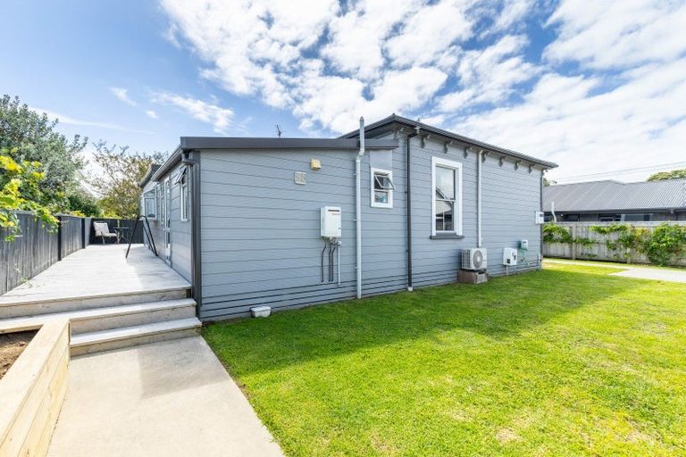 Photo of property in 67a Queen Street, Waitara, 4320