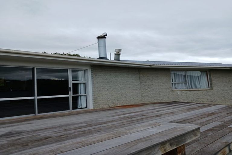 Photo of property in 35 Halsey Street, Clinton, 9534