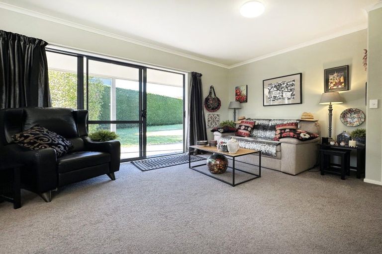 Photo of property in 2 Yasmin Lane, Kinloch, Taupo, 3377
