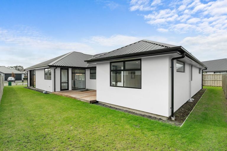 Photo of property in 20 Edward Law Boulevard, Prebbleton, 7604