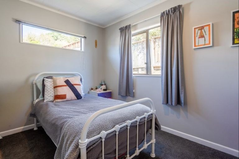 Photo of property in 16a Fincham Road, Raumati Beach, Paraparaumu, 5032