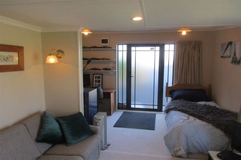 Photo of property in 125 Thomas Street, Waikouaiti, 9510