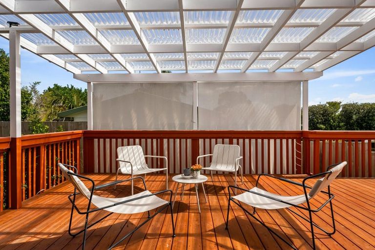 Photo of property in 4/94 Lynwood Road, New Lynn, Auckland, 0600