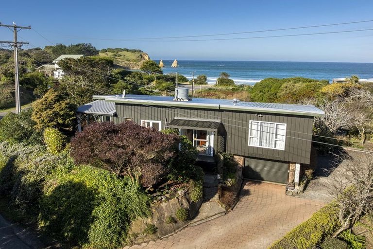 Photo of property in 12 Harris Street, Karitane, Waikouaiti, 9471