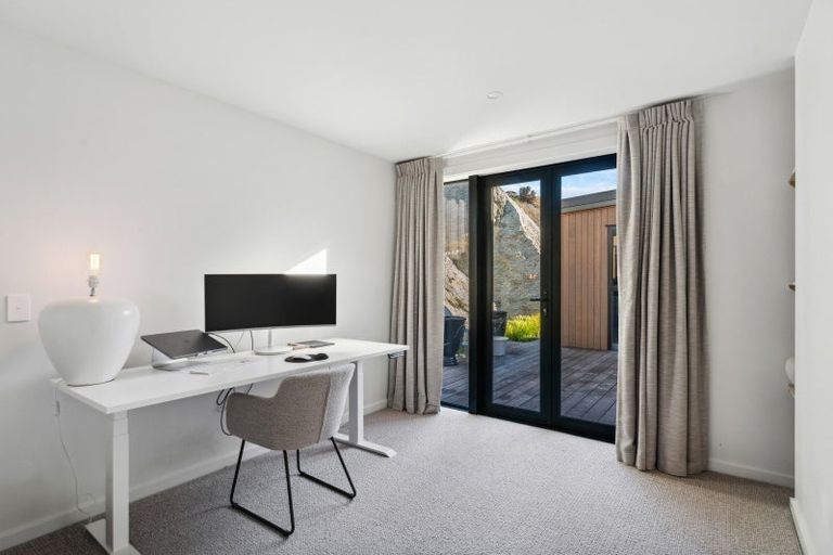 Photo of property in 4 Old Homestead Place, Kawarau Falls, Queenstown, 9300