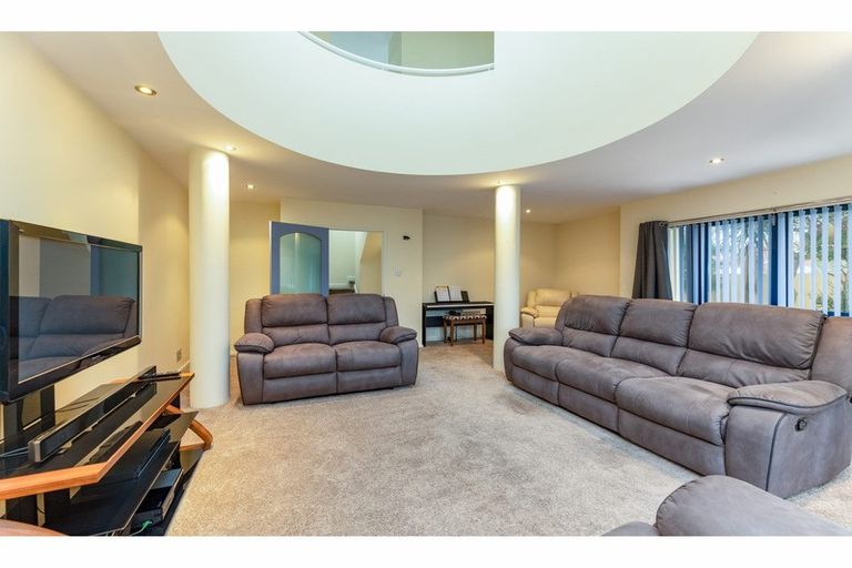 Photo of property in 1/22 Aston Drive, Waimairi Beach, Christchurch, 8083