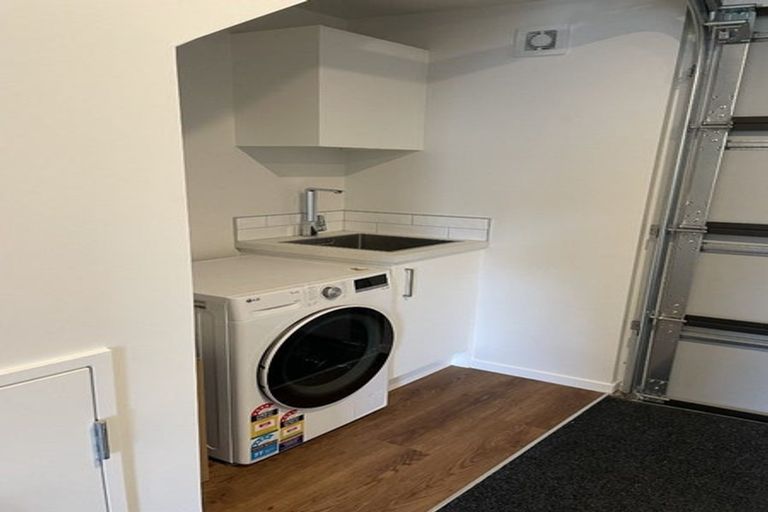 Photo of property in 7/5 Dellwood Avenue, Henderson, Auckland, 0612