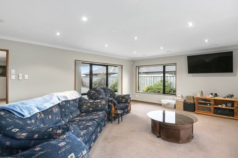 Photo of property in 17 Fenty Place, Mosgiel, 9024