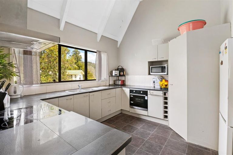 Photo of property in 5 Bradley Place, Lynmore, Rotorua, 3010