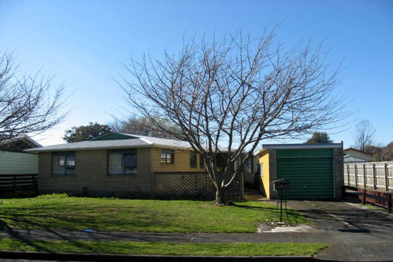 Photo of property in 20 Fisher Place, Carterton, 5713