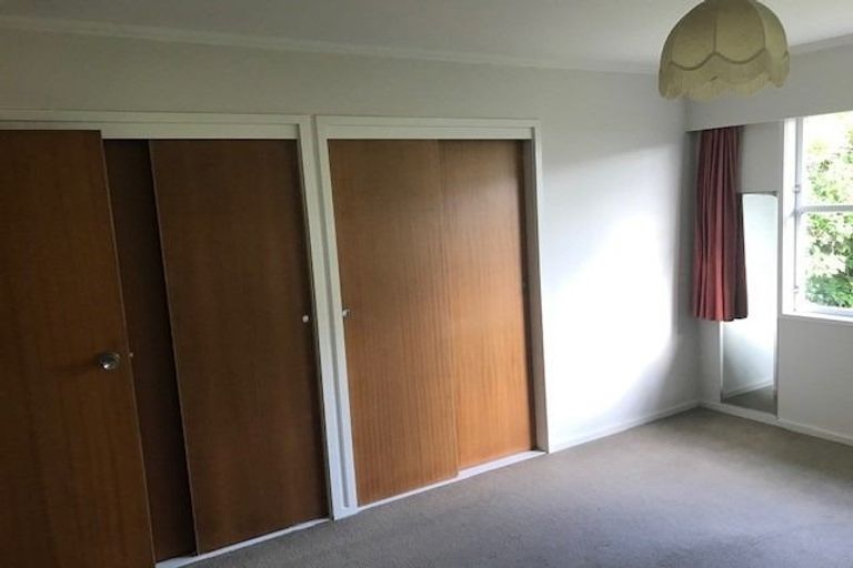 Photo of property in 23 Oriel Avenue, Tawa, Wellington, 5028