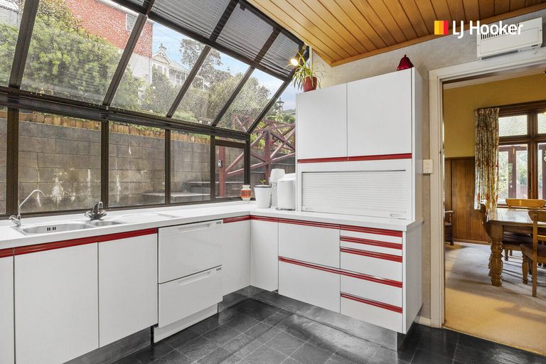 Photo of property in 34 Allandale Road, Saint Clair, Dunedin, 9012