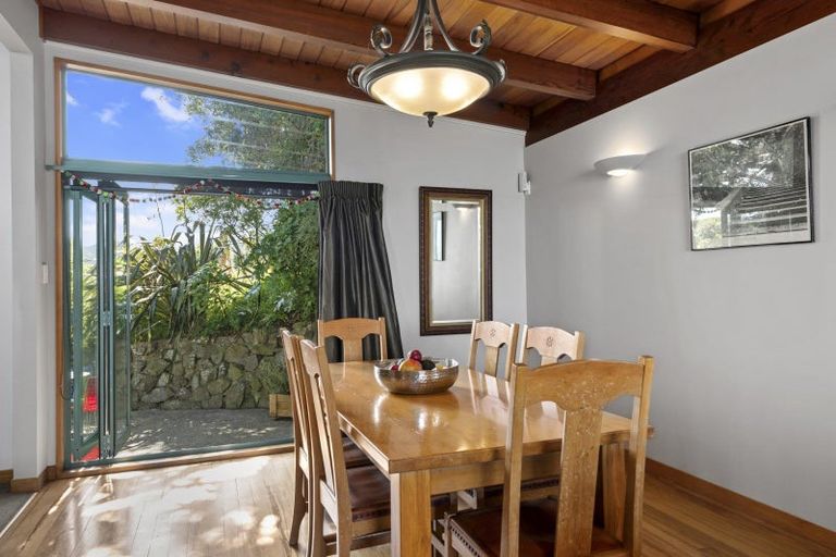Photo of property in 52 Waitohu Road, York Bay, Lower Hutt, 5013