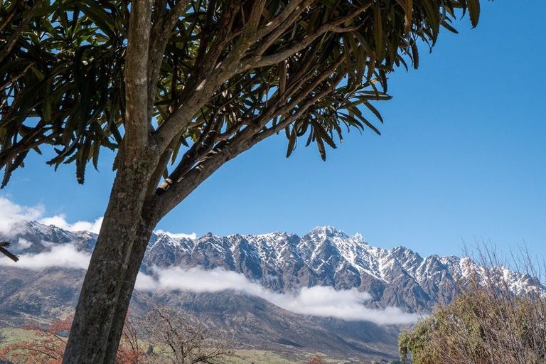 Photo of property in 8 Riverside Road, Frankton, Queenstown, 9300