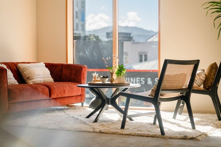 Photo of property in Elizabeth Street Chapel, 5/6 Elizabeth Street, Mount Victoria, Wellington, 6011