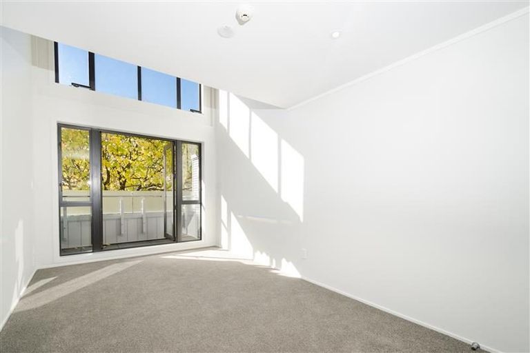 Photo of property in Westward Park Estate, 25b/30 Westward Ho, Glen Eden, Auckland, 0602