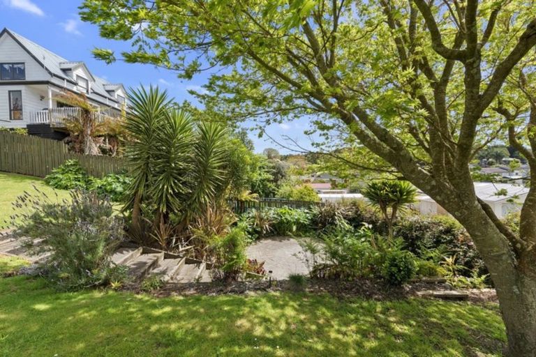 Photo of property in 102 Amanda Avenue, Dinsdale, Hamilton, 3204