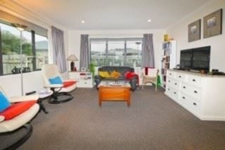 Photo of property in 14 North Crest Drive, Onerahi, Whangarei, 0110