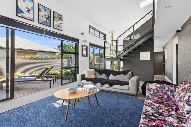 Photo of property in 21 Stonebrook Drive, Wanaka, 9305