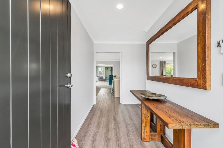 Photo of property in 1 Lloyds Close, Rolleston, 7614