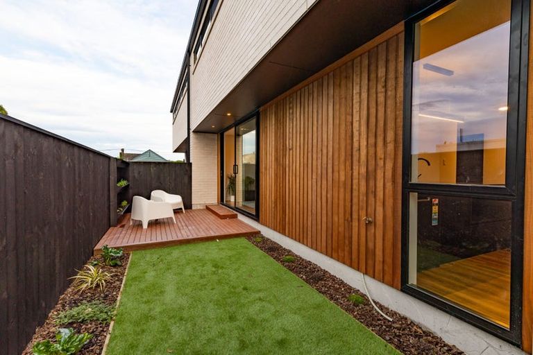 Photo of property in 1/141 Oram Avenue, New Brighton, Christchurch, 8061