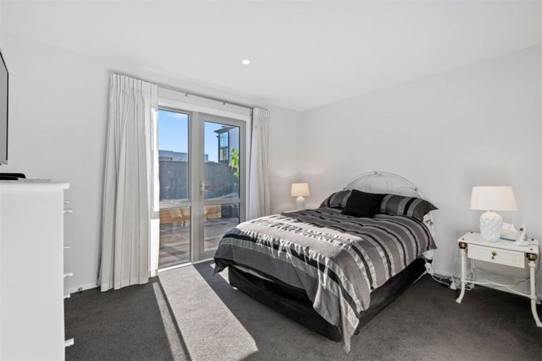 Photo of property in 1/64 Hewitts Road, Merivale, Christchurch, 8014