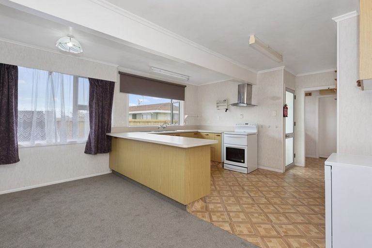 Photo of property in 12 Joanna Place, Deanwell, Hamilton, 3206