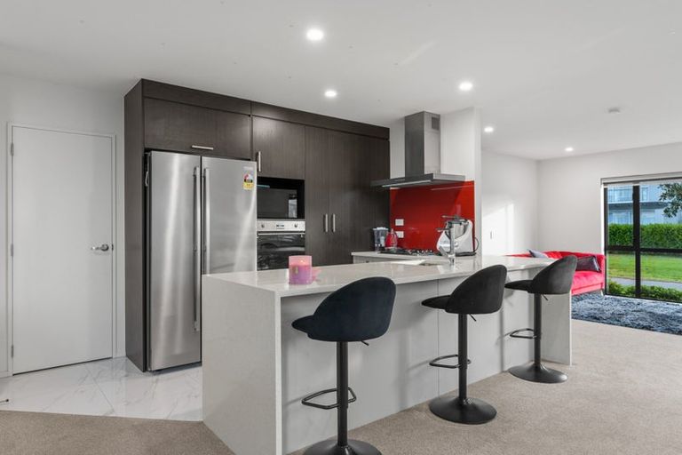 Photo of property in 7 Treestump Road, Takanini, 2112