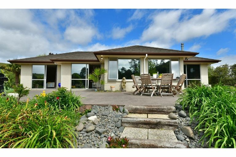 Photo of property in 24 Puhoi Close, Puhoi, Warkworth, 0994