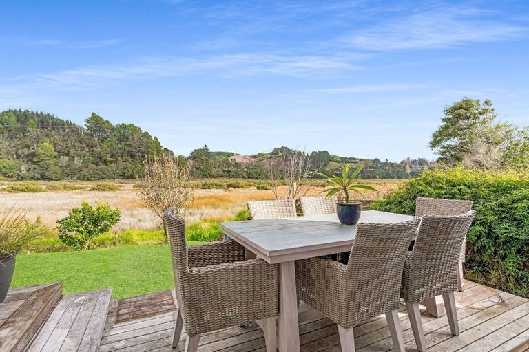 Photo of property in 128 Sharyn Place, Whangamata, 3620