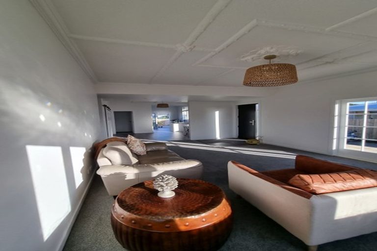 Photo of property in 55 Parris Street, Waitara, 4320