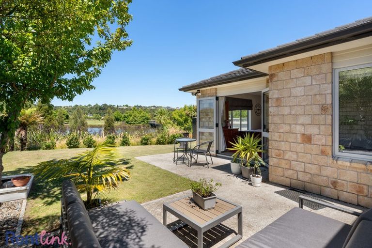 Photo of property in 39 Scoria Close, Pyes Pa, Tauranga, 3112